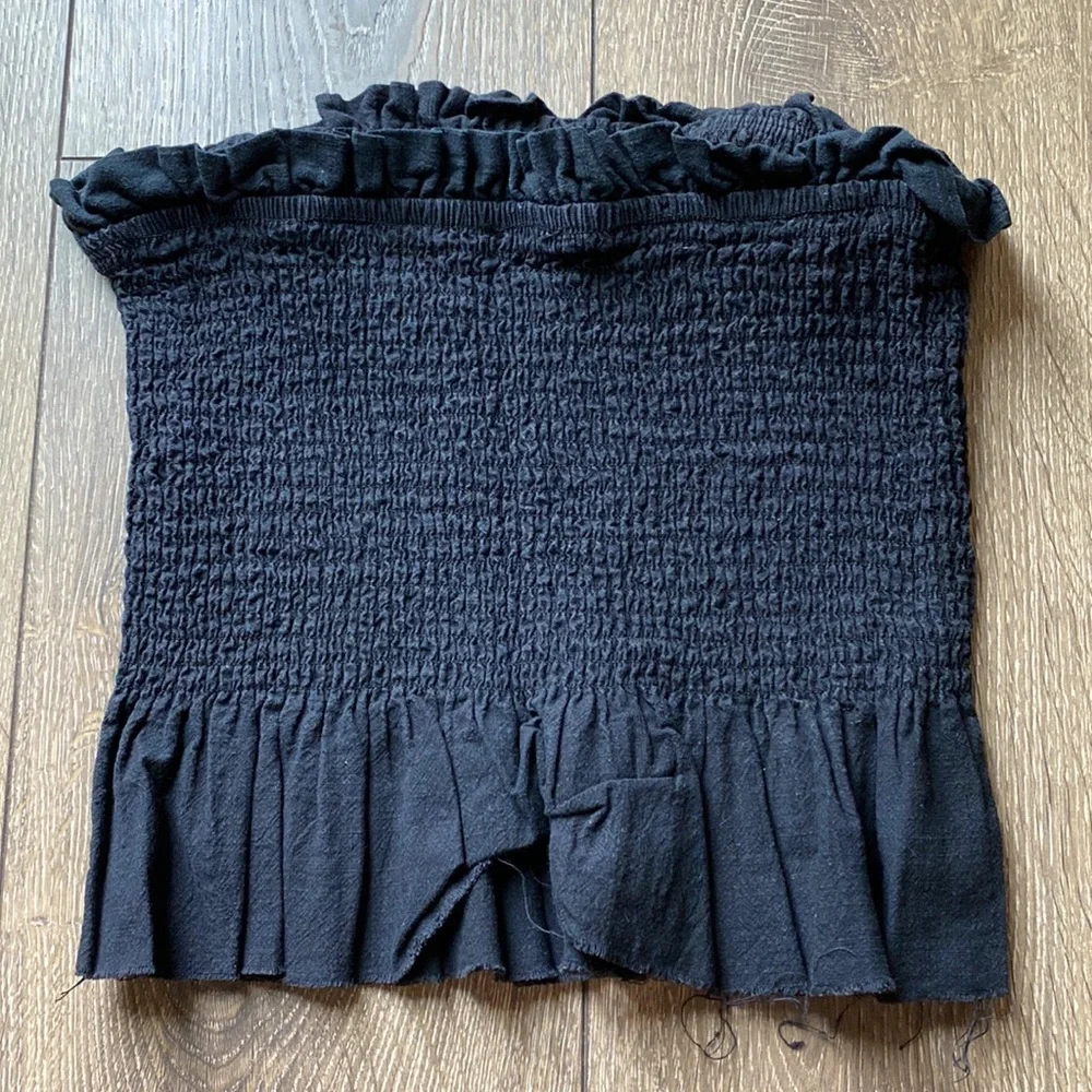 Black crop top - Picture 2 of 2